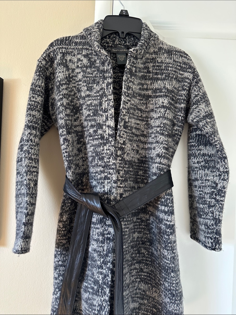 Banana Republic Black & Gray Marled Knit Belted Cardigan